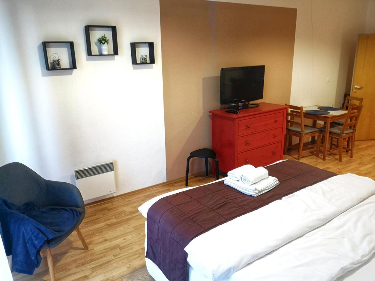 Apartmany Margo Sun Martinske Hole Eksteriør billede