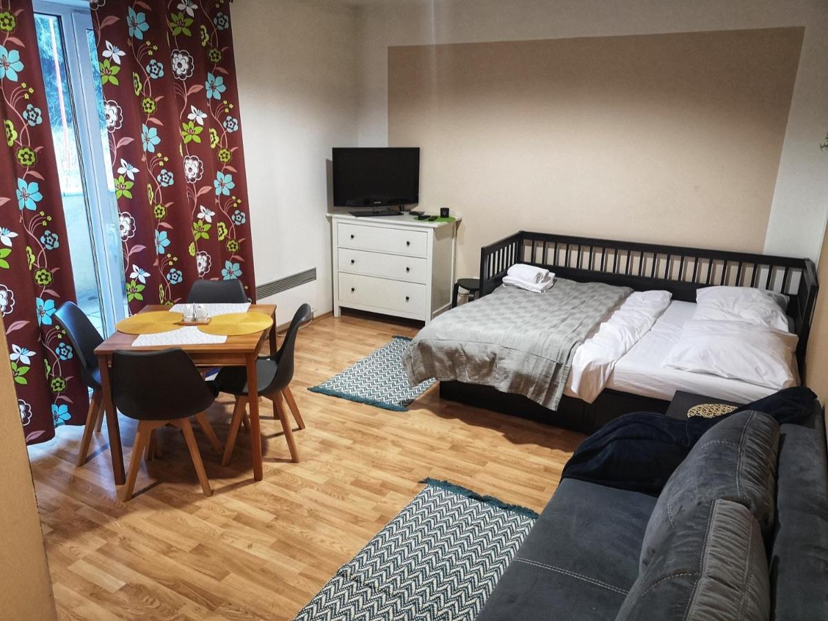 Apartmany Margo Sun Martinske Hole Eksteriør billede